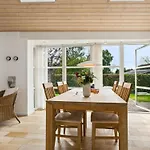 Agneta - 150m From The Sea By Interhome *